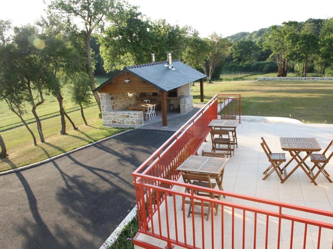 גוביו Gites De La Ferme De Vur Ven מראה חיצוני תמונה
